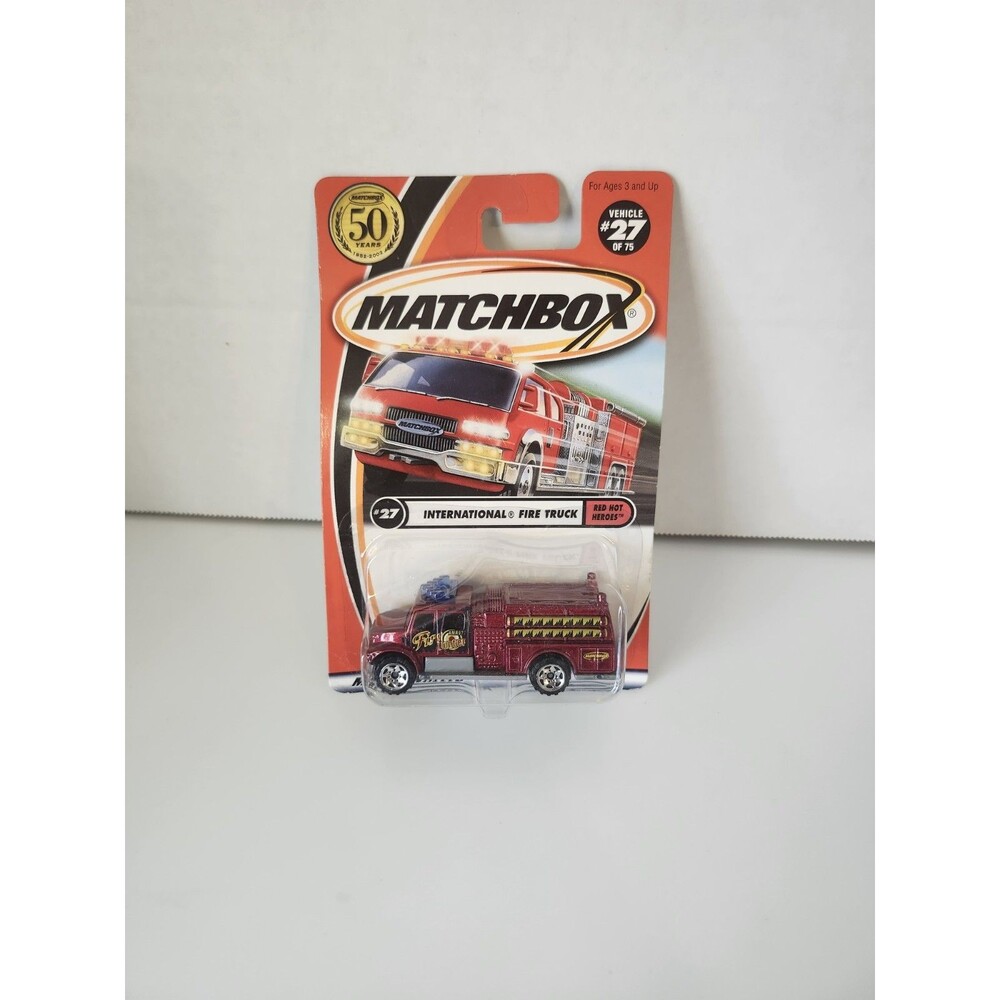 MATCHBOX 2001 #27 INTERNATIONAL FIRE TRUCK